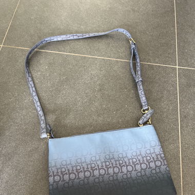 Joli sac à main bleu