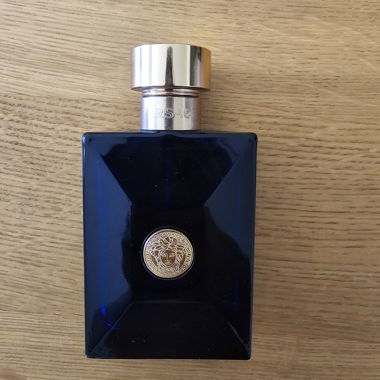Versace Parfum blau