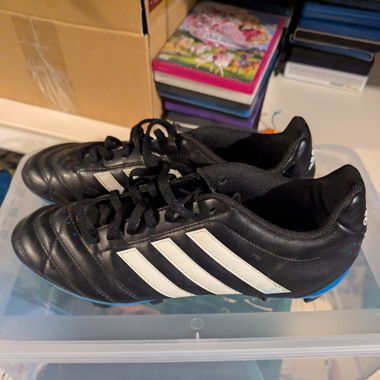 Scarpe da calcio con tacchetti