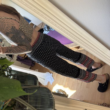 Ethno-Hose mit Muster Thai 