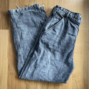 baggy jeans