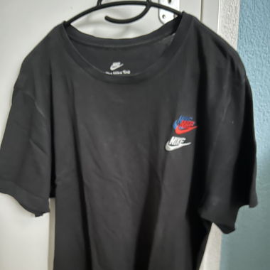 Nike T Shirt