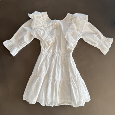 Mini robe avec dos ouvert