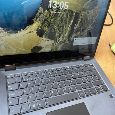 Lenovo Laptop mit Touch