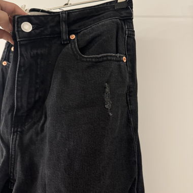 straight leg jeans 
