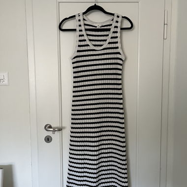 Robe à fines bretelles rayée H&M