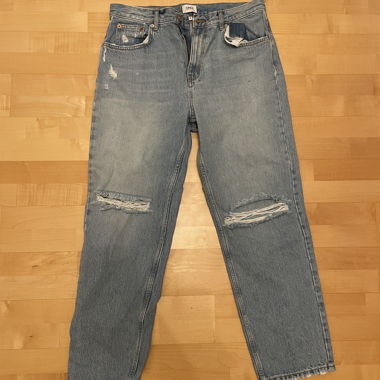 Ripped Jeans
