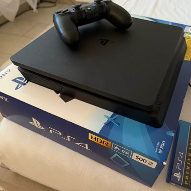 PS4 Slim Console 500GB