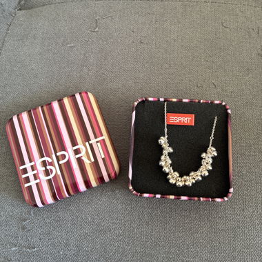 Esprit Armband in Geschenkdose
