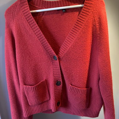 Cardigan rouge UNIQLO
