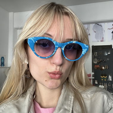 90s Sunglasses - Cateye - Blue 
