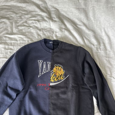 2 in 1 Urban Outfitters Pullover