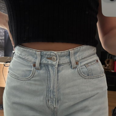 Pantaloni jeans