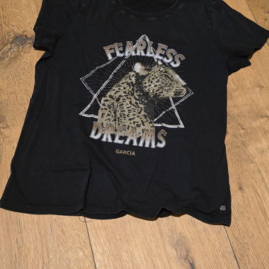 Garcia fearless dreams graphic t-shirt