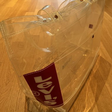 Levi‘s Shopper