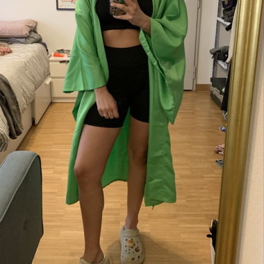 Kimono verde lungo aperto