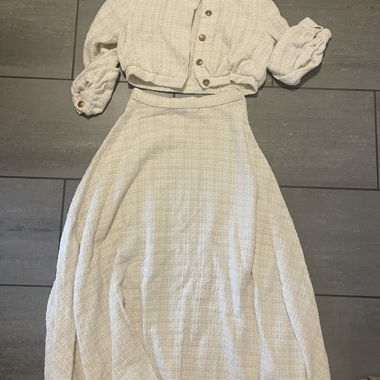 Two-piece set with skirt