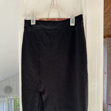 Tenue jupe crayon avec le haut 