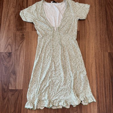 Pull&Bear Blumenkleid