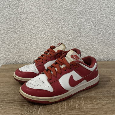 Baskets Nike rouge/blanc