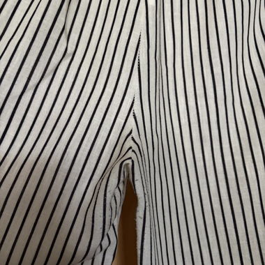 Gestreifte Hose