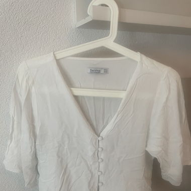 Weisse kurze Bluse