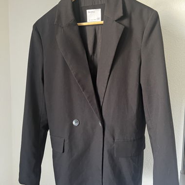 Schwarzer Blazer von Bershka