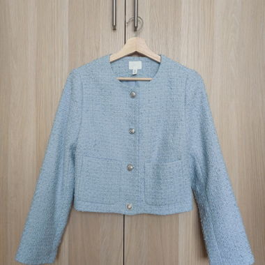 Light blue tailored bouclé jacket from H&M