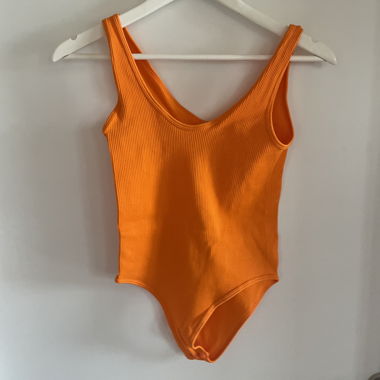 Body in orange