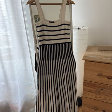 ZARA Kleid, gestreift, ecru und blau, Grösse S