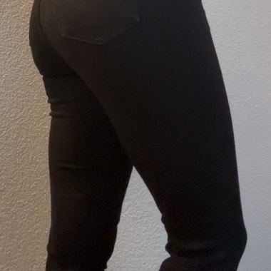 Black High-Waist Jeans