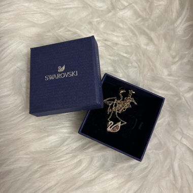 Swarovski Swan Necklace, Rose Gold