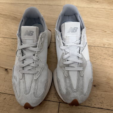Baskets New Balance 327 gris/blanc