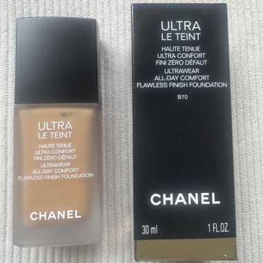 Chanel Ultra Le Teinte foundation