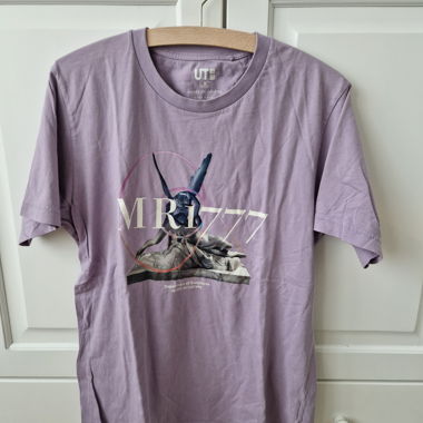 T-shirt Uniqlo Louvre
