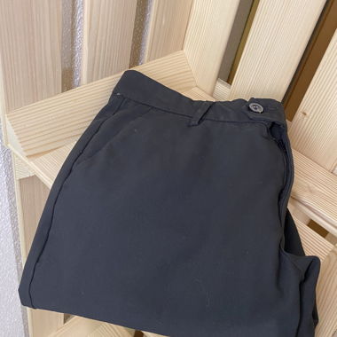 Black slim pants (32x30)