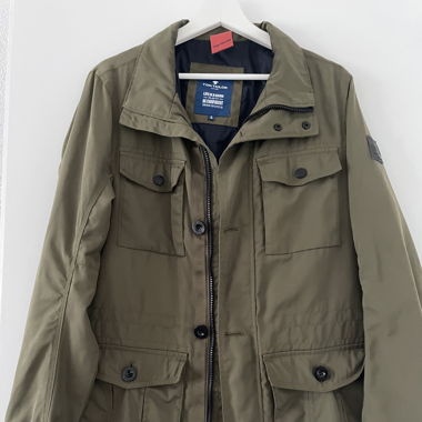 Leichte Jacke 