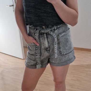Kurze Hose