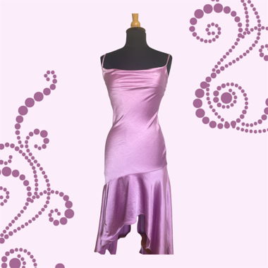 Robe de soirée rose satinée