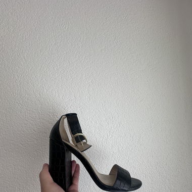 heels from anna fields