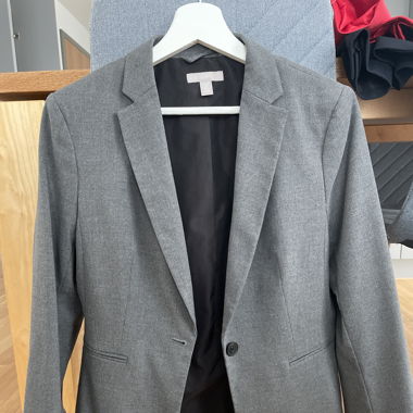 Grauer Blazer / Grösse 38