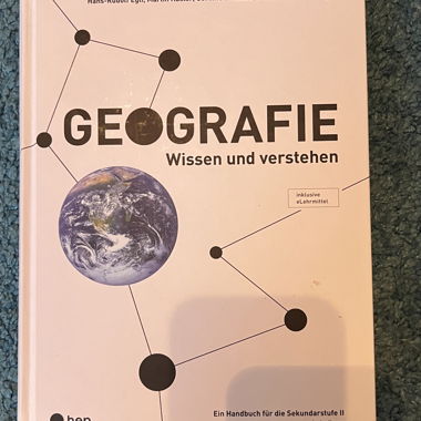Livre de géographie