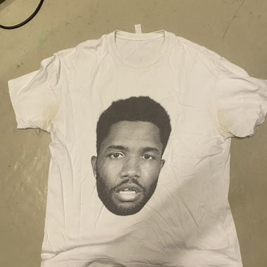 T-shirt grafica di Frank Ocean