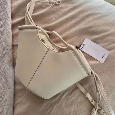 Mango Cream Bucket-Shoulder-Bag