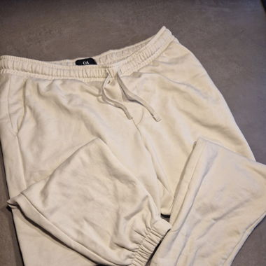 Set Trainer Hose und T-shirt