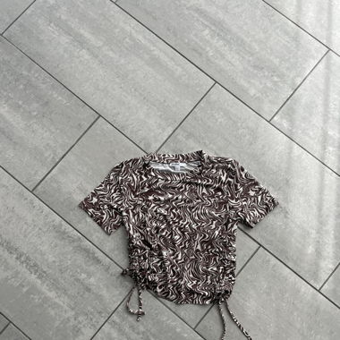 70s print tee from subdued
