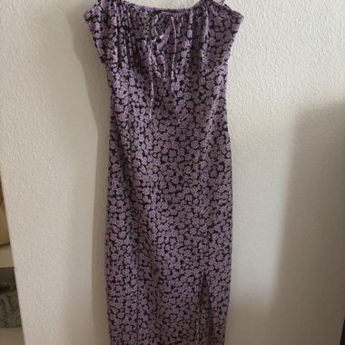 Bershka Blumenkleid