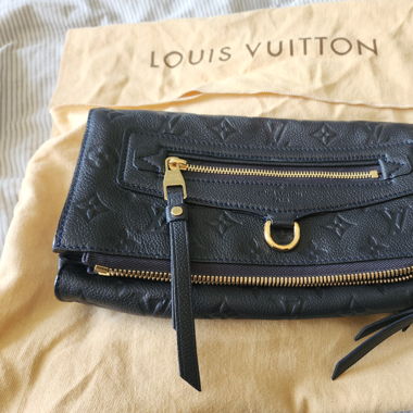 Pochette Louis Vuitton série limitée 