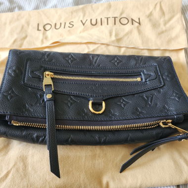 Pochette Louis Vuitton série limitée 
