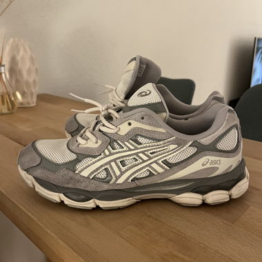 Asics Gel NYC